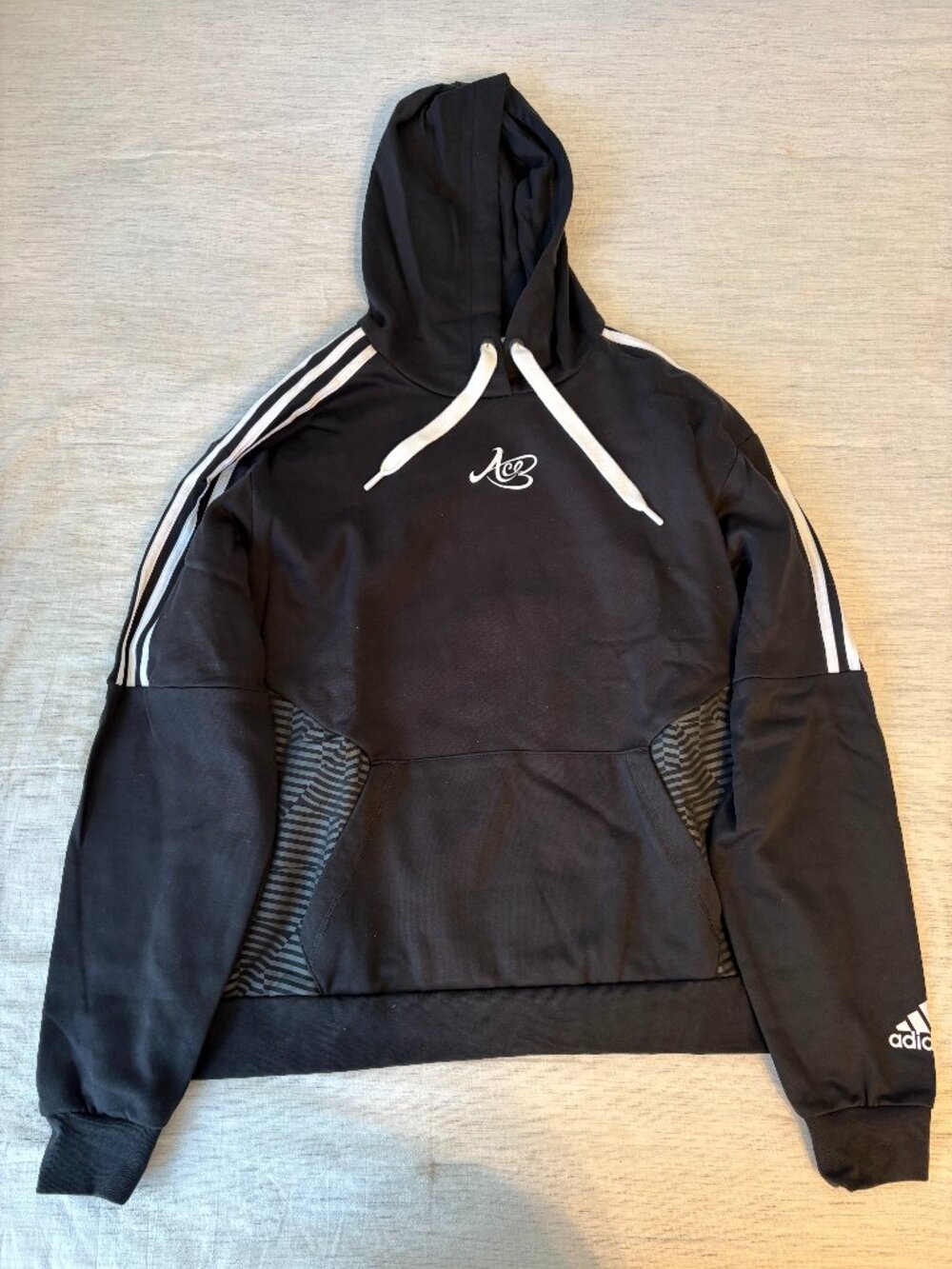 Adidas A’ja Wilson Black Hoodie Women’s Large – Worn Once, Excellent Condition